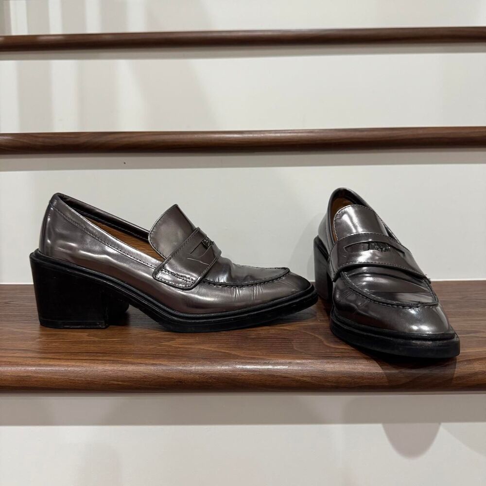Coach Women's Black and Silver Loafers
